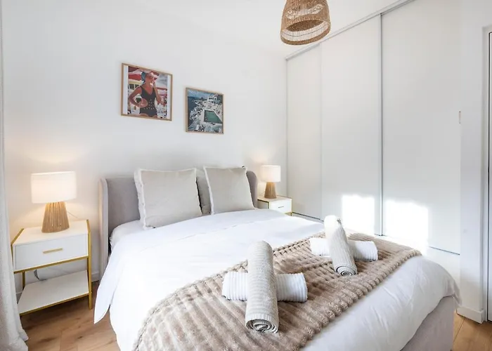 Assalit Two Bedrooms In * Nice