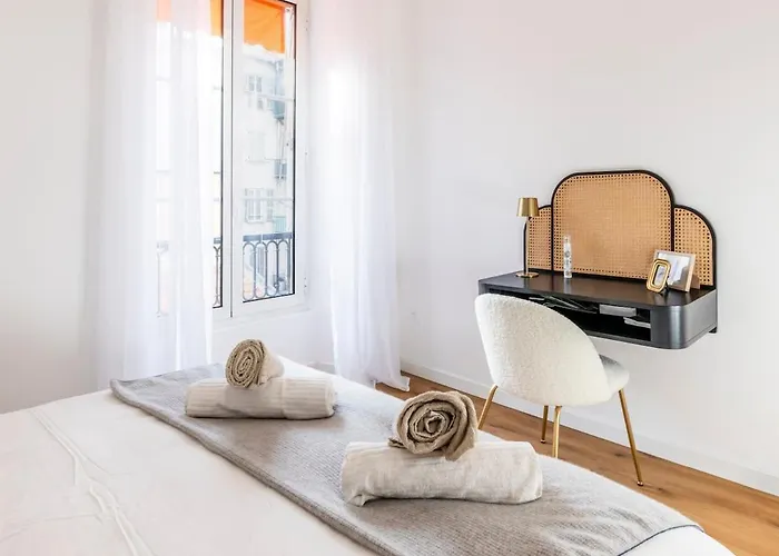 Assalit Two Bedrooms In * Nice